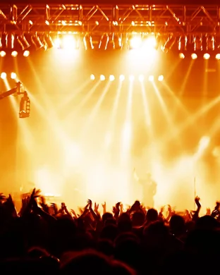 Live concert by Hot 99.5 Jingle Ball
